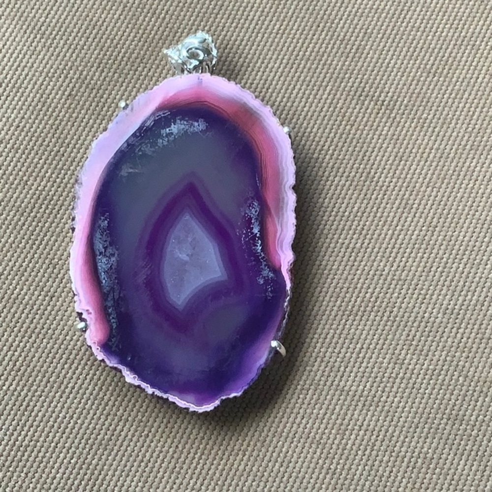 AGATE GEODE SLICE 925 STERLING SILVER PENDANT